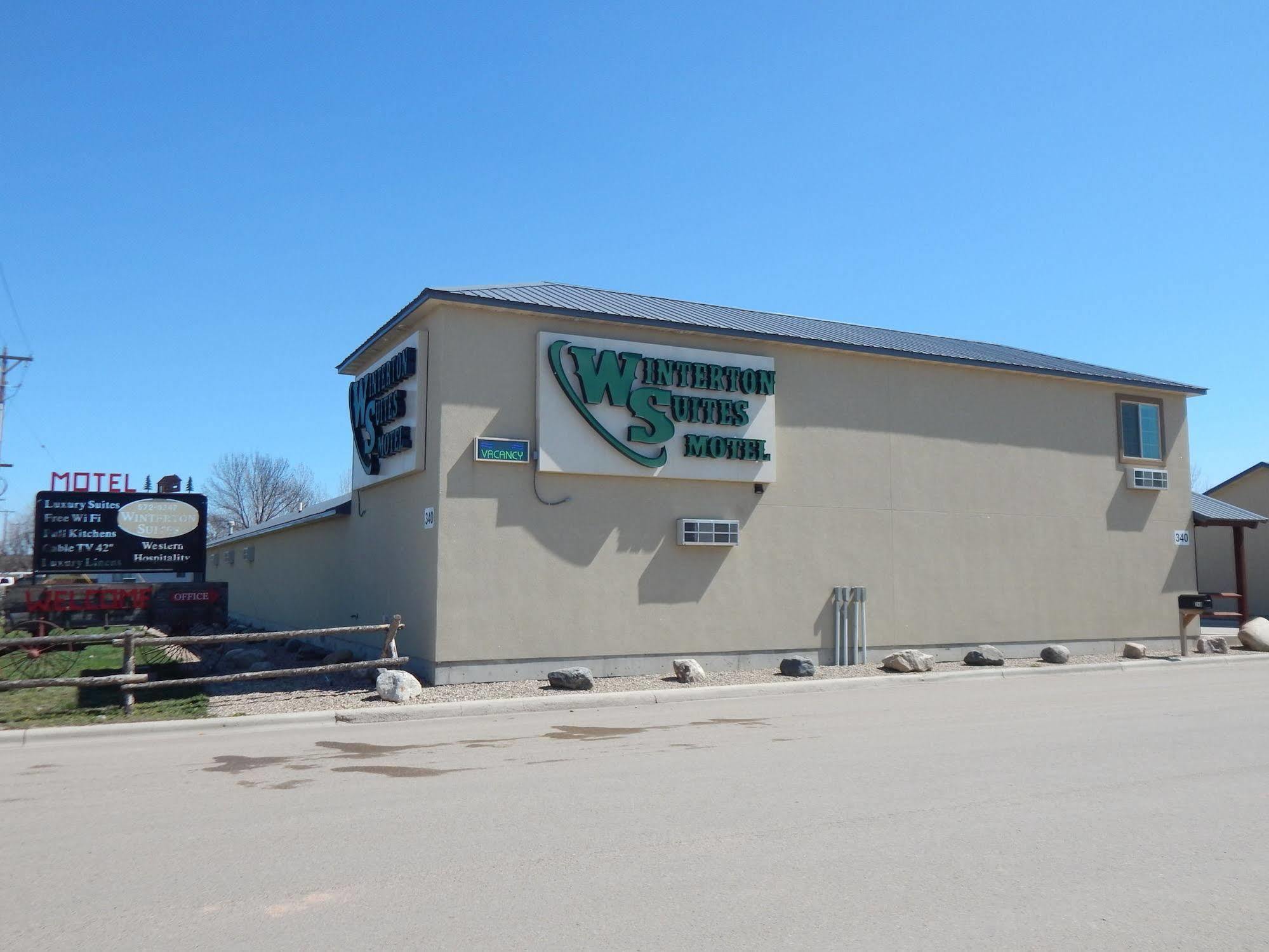 Winterton Suites Williston Exteriör bild